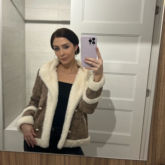 Fall jacket🍂🍁 - Picture 3 of 6